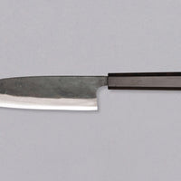 Kokugei Santoku Aogami #1 Kuro-uchi Ebony 165 mm je vsestranski japonski kuhinjski nož, namenjen za pripravo mesa, rib in zelenjave.