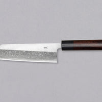 Muneishi Bunka Aogami #2 Damascus 165 mm je vsestranski japonski kuhinjski nož, namenjen za pripravo mesa, rib in zelenjave. Ta nož se drži tradicije, a jo tudi nadgrajuje: oblika bunka, visokoogljično jeklo Aogami #2, udoben ovalni ročaj iz palisandra. Prehod iz migaki v megličast damask vzorec daje pridih elegance.