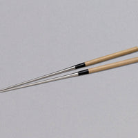 Kaneka Chopsticks 305 mm_1 Kaneka Chopsticks so dolge 305 mm, izdelane so iz nerjavečega jekla, ročaj je iz magnolije in roga vodnega bivola.