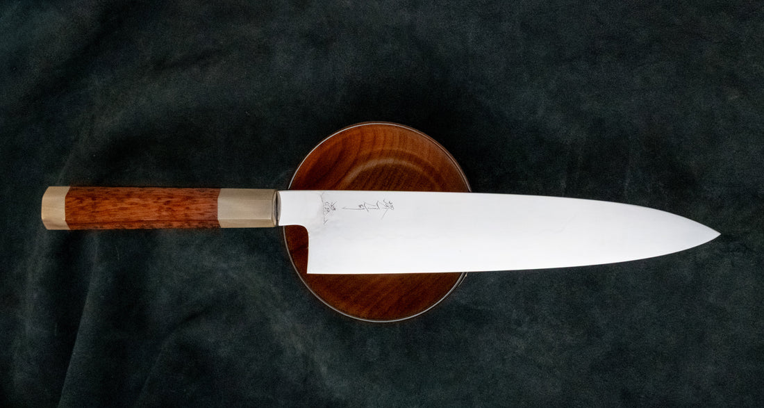 Izumiriki Honyaki Gyuto Shirogami #3 Polished Snakewood 240 mm