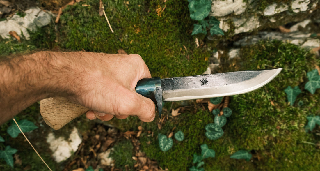 Ken Nata Outdoor Knife Black Finish 150 mm