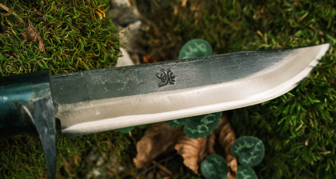 Ken Nata Outdoor Knife Black Finish 150 mm