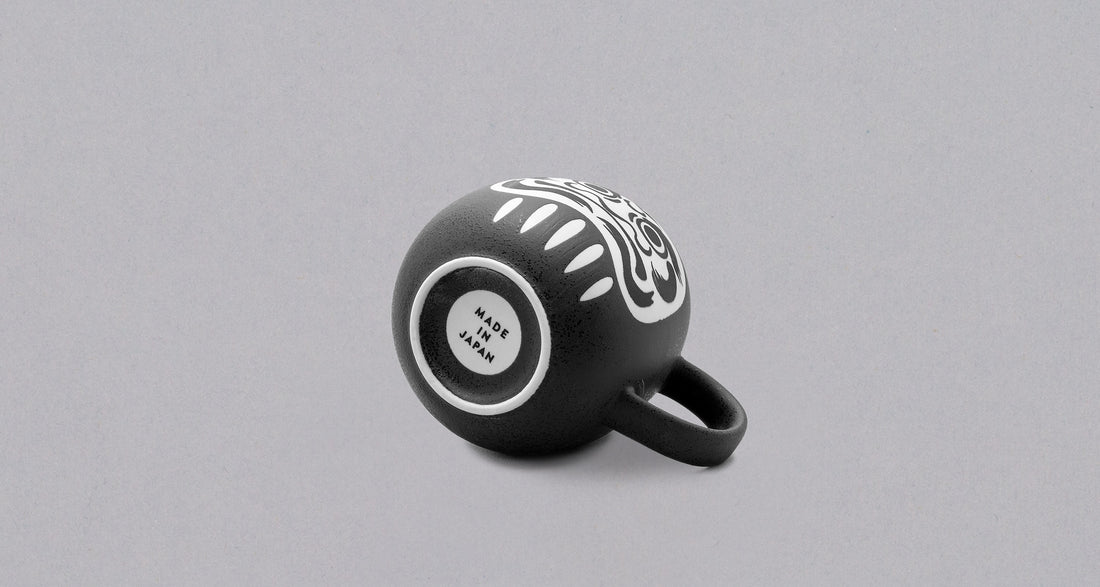 Mino Japonska Skodelica Daruma [črna]