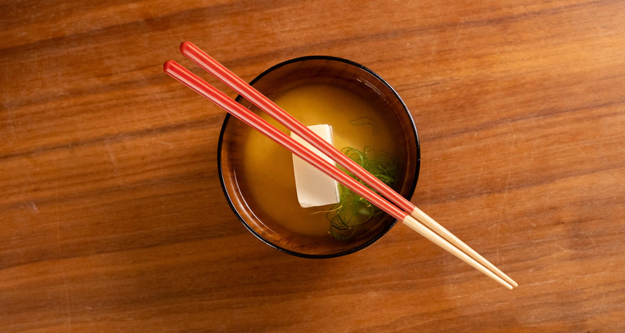 Tatakisabi skledica za miso juho – črna