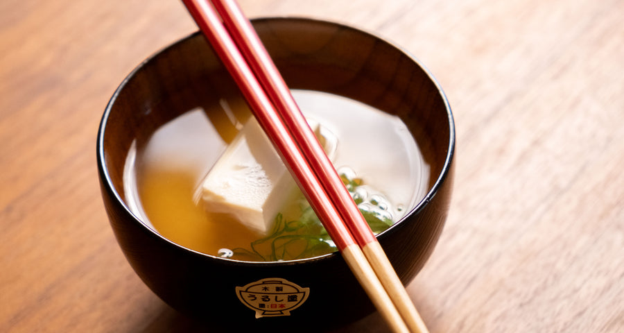 Tatakisabi skledica za miso juho – črna