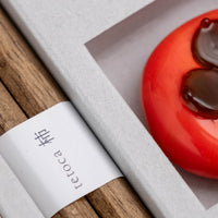 Darilni komplet lesenih jedilnih palčk Tetoca – kaki in oljka