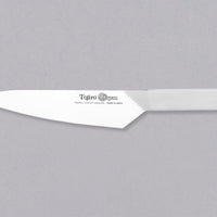 Tojiro Origami Gyuto 180 mm je vsestranski japonski kuhinjski nož, ki je nezahteven za vzdrževanje in cenovno ugoden. Njegov dizajn je edinstven - nož je izdelan iz enega samega kosa, brez varjenja. Prejel je svetovno znano nagrado iF Design Award. Rezilo je izdelano iz molibden-vanadijevega jekla s trdoto 58-59 HRC.