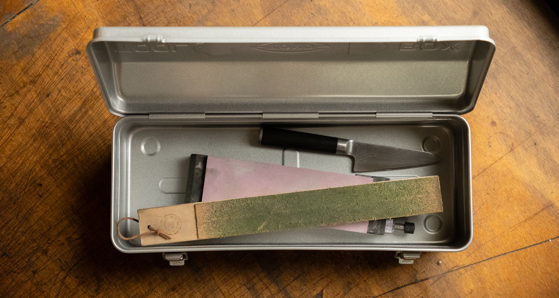 Toyo Toolbox Y-410 kovček za nože - Srebrna
