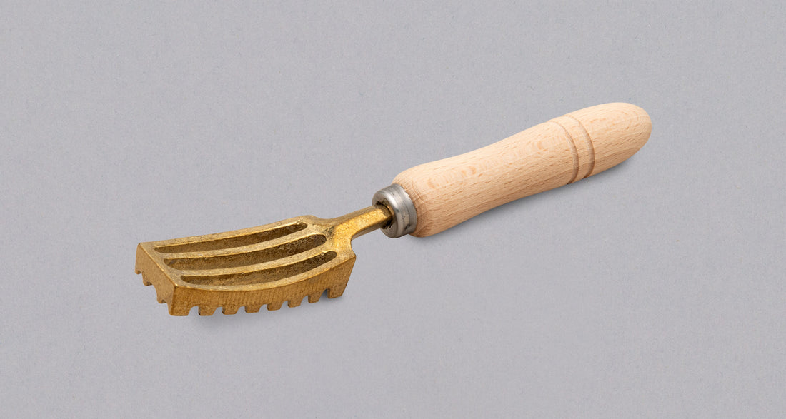 Tsunehisa strgalnik za čiščenje ribjih lusk