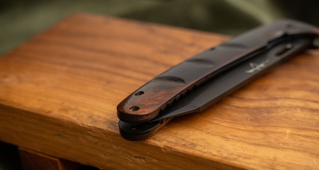 Yu Kurosaki Utility Folding Knife SG2 Ironwood 135 mm